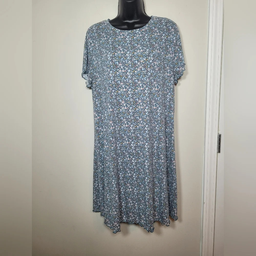 SO Ditsy Floral Print Knee Length Dress sz XL
